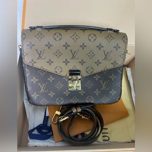 EUC LOUIS VUITTON Metis Pochette MM Reverse Monogram Crossbody Bag Brown